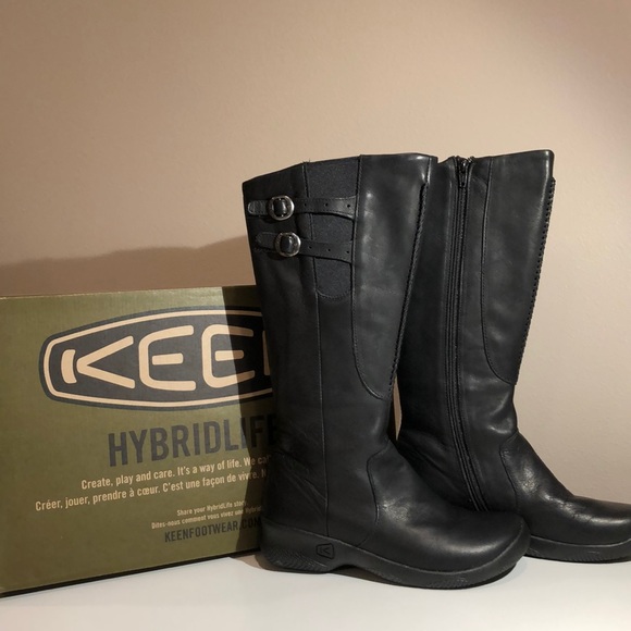 keen bern boots